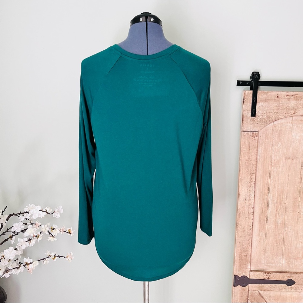 Torrid Class Fit Raglan Tee Size 0x - image 3